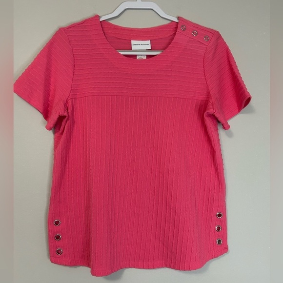 Alfred Dunner Tops - Alfred Dunner Pink Ribbed Short Sleeve T-Shirt, Size S